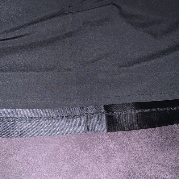 THE BRAND LABEL SKIRT - Picture 7 of 8